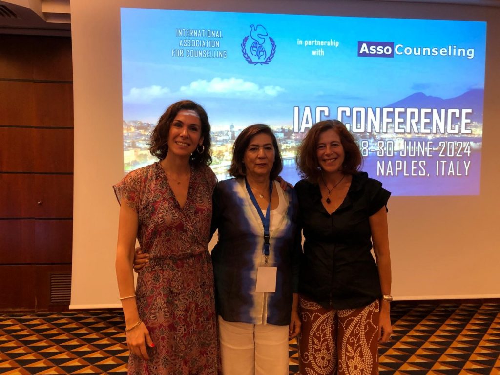 Anna Ballesteros, Rosa de la Calzada e Isaura Mañoso en la Conferencia IAC Nápoles 2024